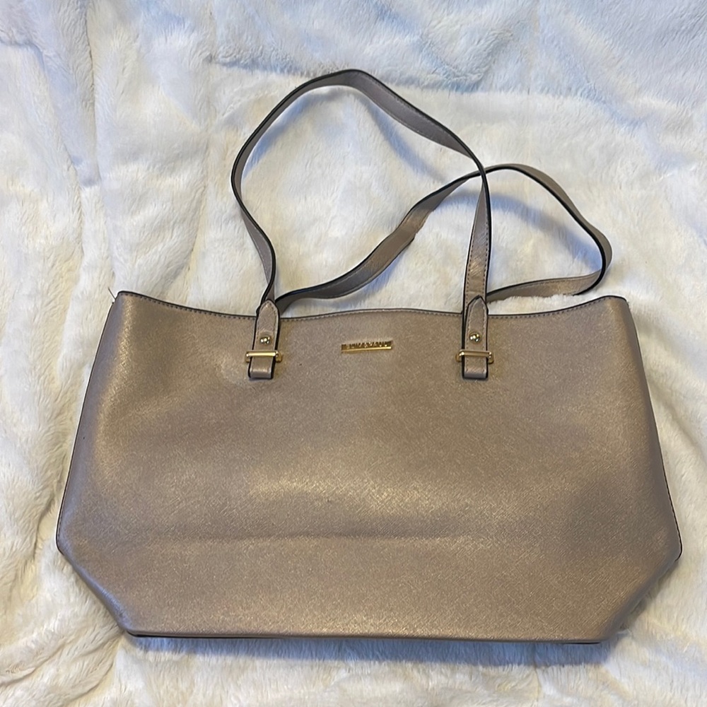 Tan tote bag